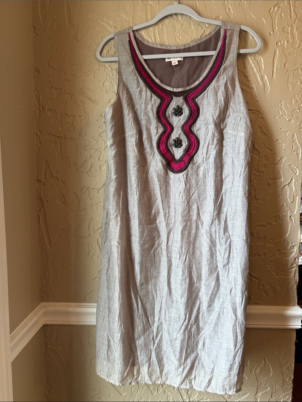 Sleeveless Merona Dress gray with pink and brown trim
